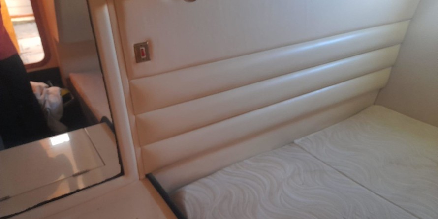 Sunseeker Mustique 42