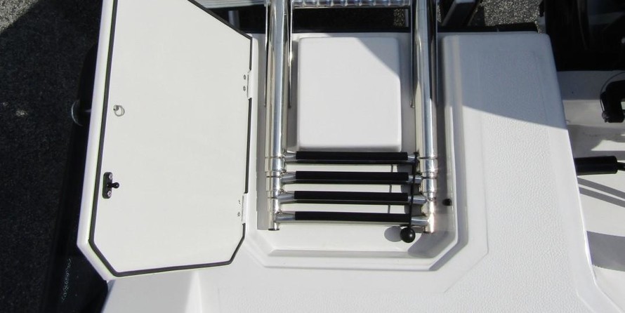 Starcraft Marine Crossover 210 OB SCX EXT