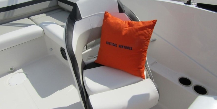 Starcraft Marine Crossover 210 OB SCX EXT