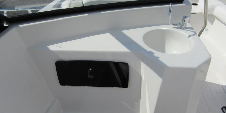 Starcraft Marine Crossover 210 OB SCX EXT