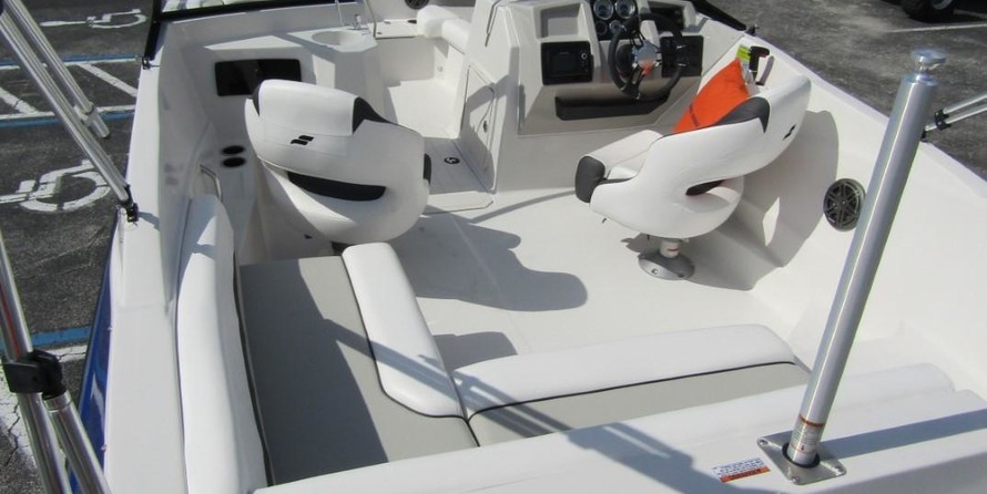 Starcraft Marine Crossover 210 OB SCX EXT