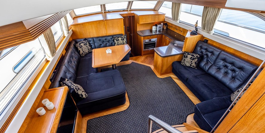 Valk Continental 1900 XL Wheelhouse