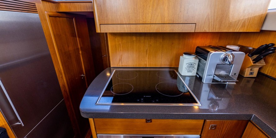 Valk Continental 1900 XL Wheelhouse