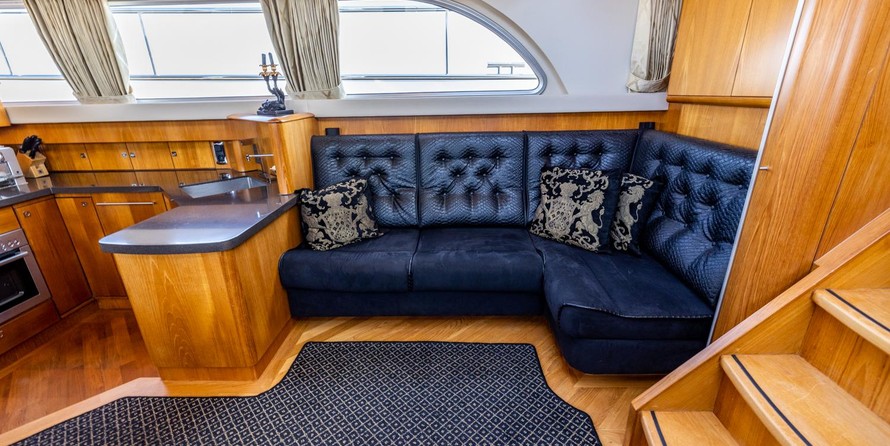 Valk Continental 1900 XL Wheelhouse