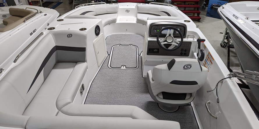 Hurricane 188 sport sundeck