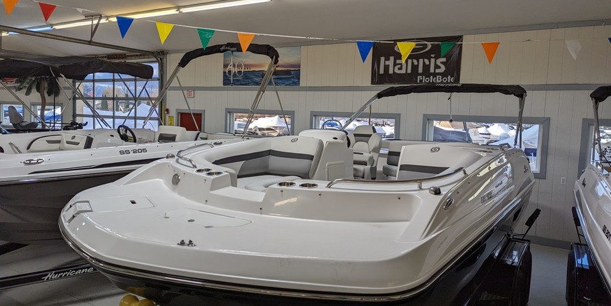 Hurricane 188 sport sundeck