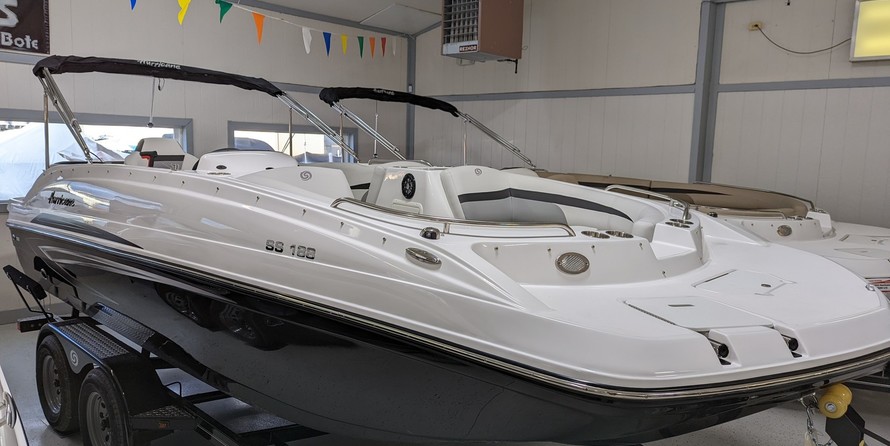 Hurricane 188 sport sundeck