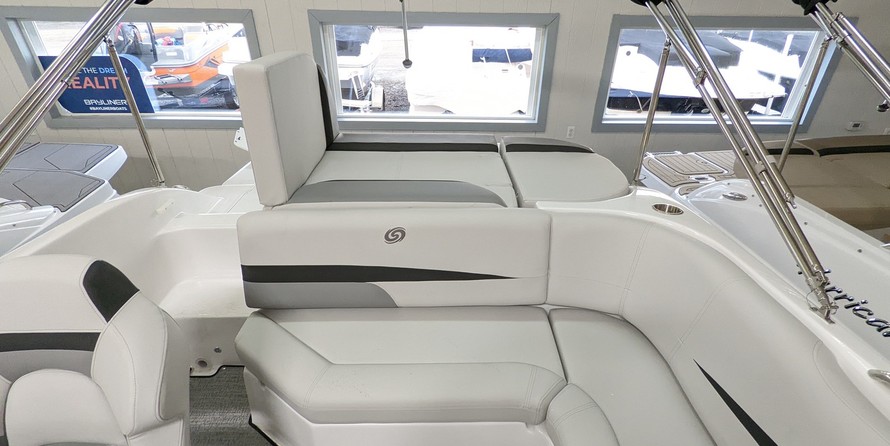 Hurricane 188 sport sundeck