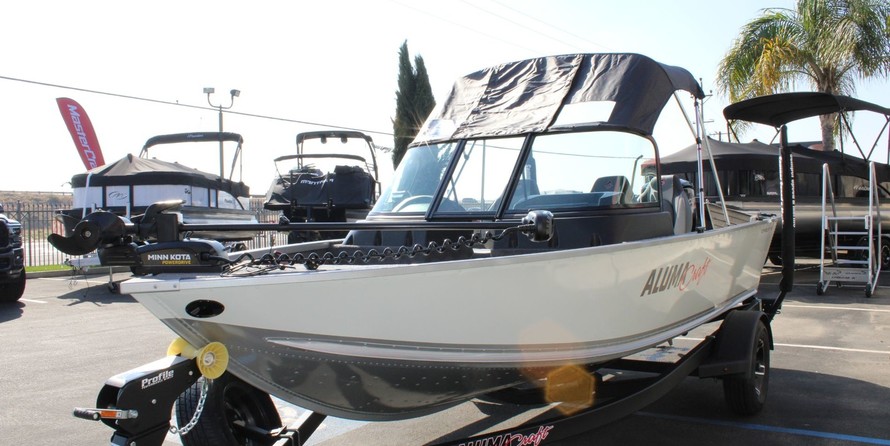 Alumacraft Voyageur 175 Sport