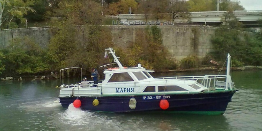 Стеклопластиковый катер 1403А типа Кайра