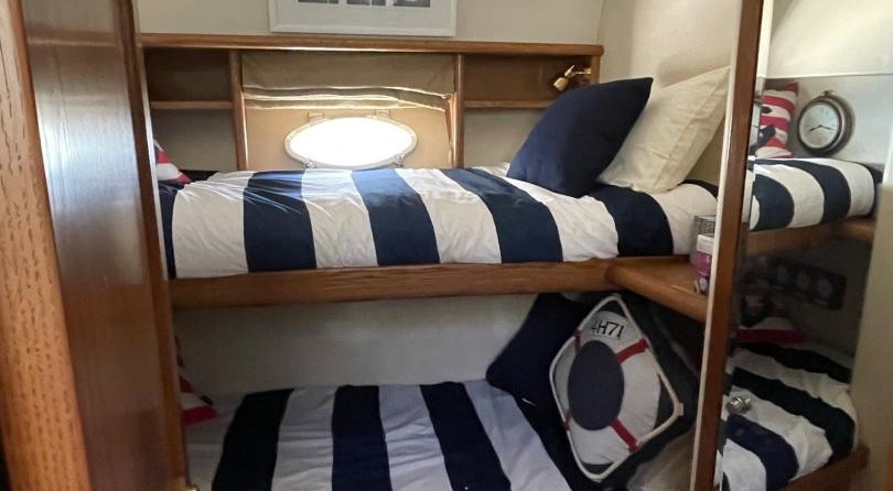 West Bay 58 Pilothouse