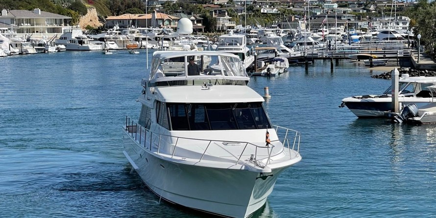 West Bay 58 Pilothouse