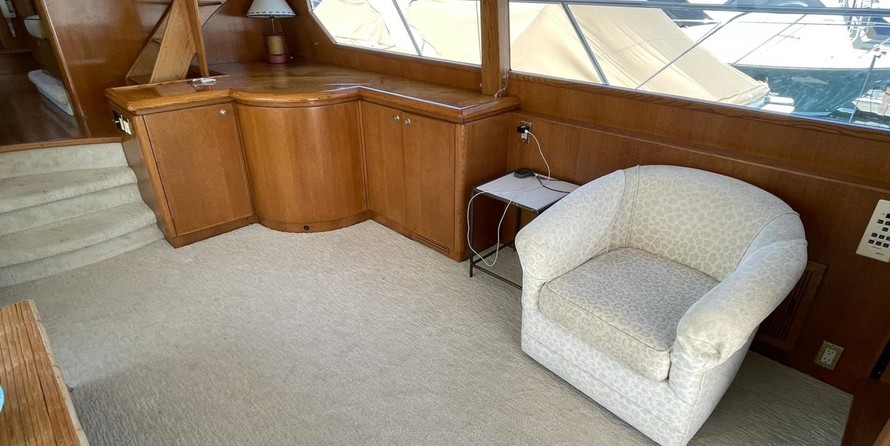 West Bay 58 Pilothouse