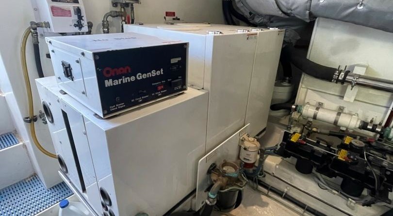 West Bay 58 Pilothouse