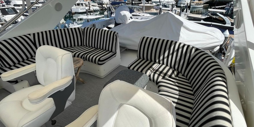 West Bay 58 Pilothouse