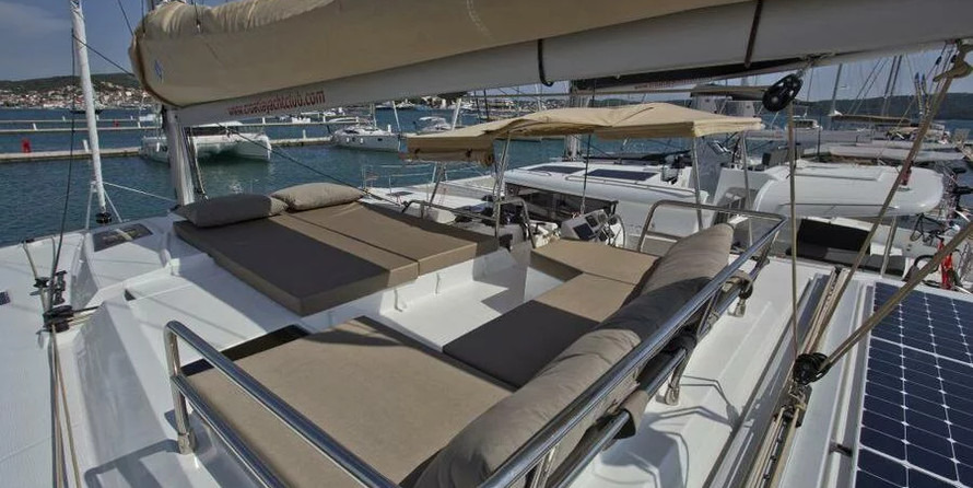 Fountaine Pajot Saona 47