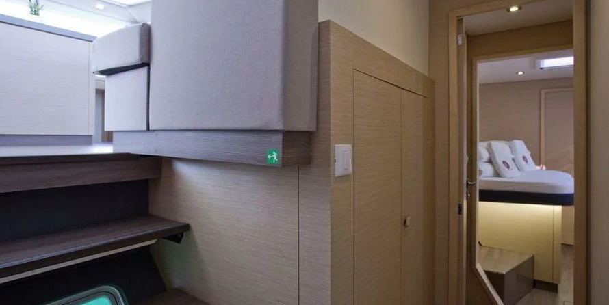 Fountaine Pajot Saona 47