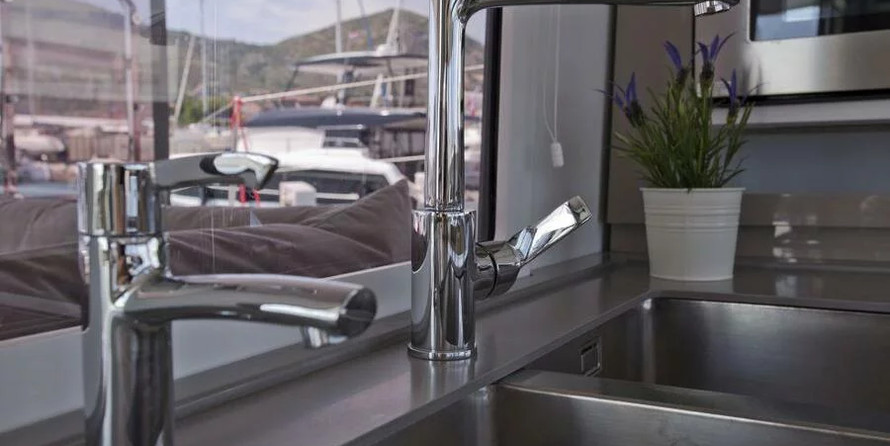 Fountaine Pajot Saona 47