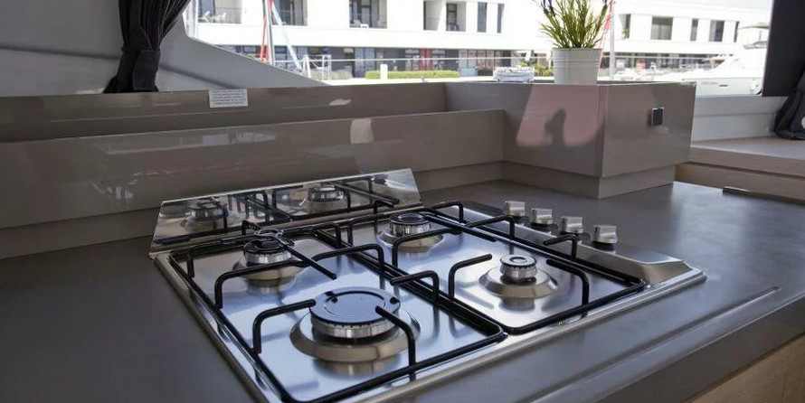 Fountaine Pajot Saona 47