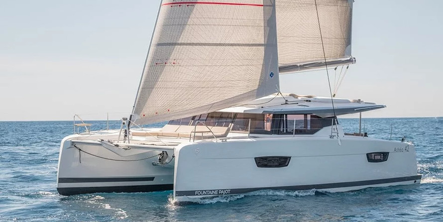 Fountaine Pajot Astréa 42