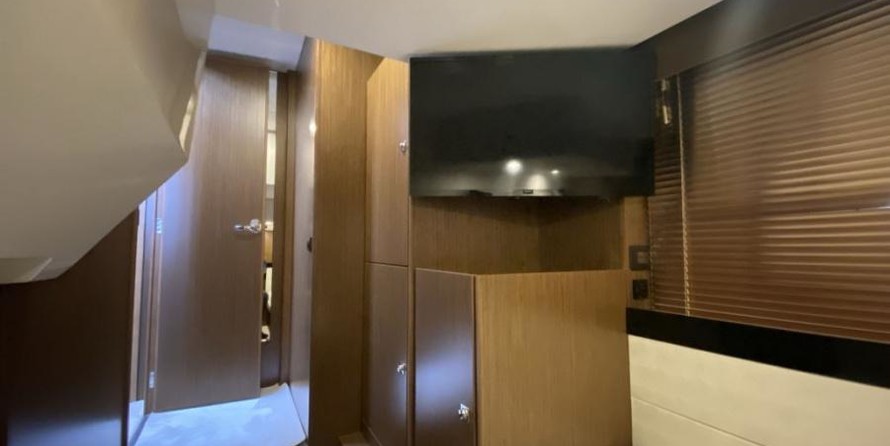 Bavaria Virtess 420 Fly