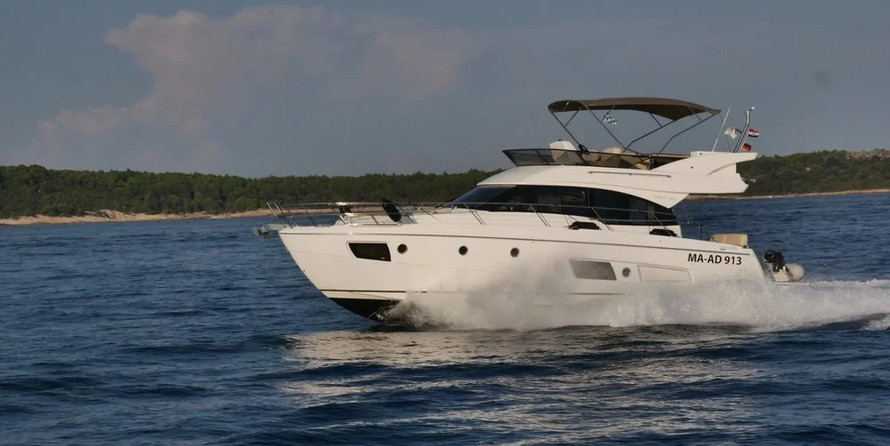 Bavaria Virtess 420 Fly