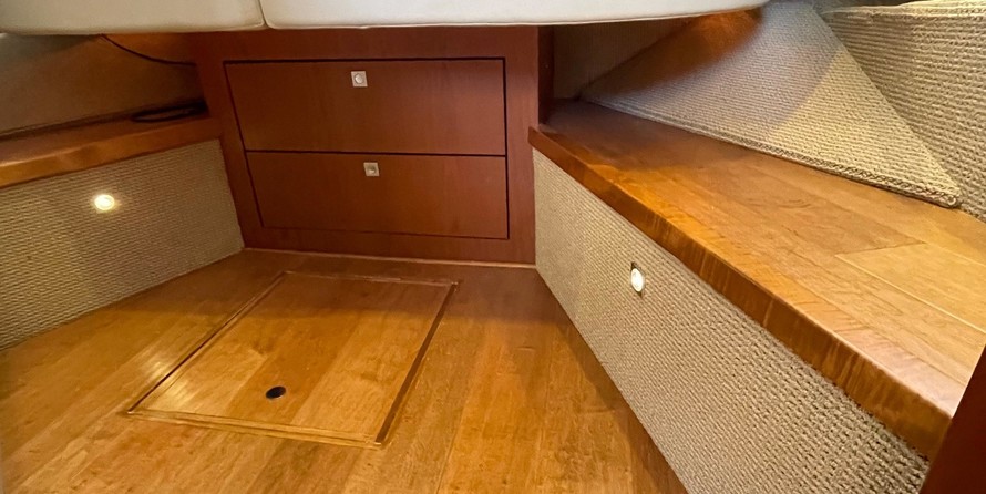 Sea Ray 410 Sundancer