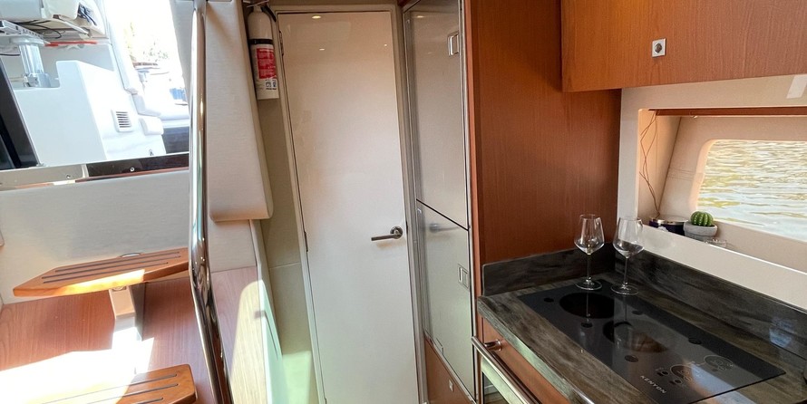 Sea Ray 410 Sundancer