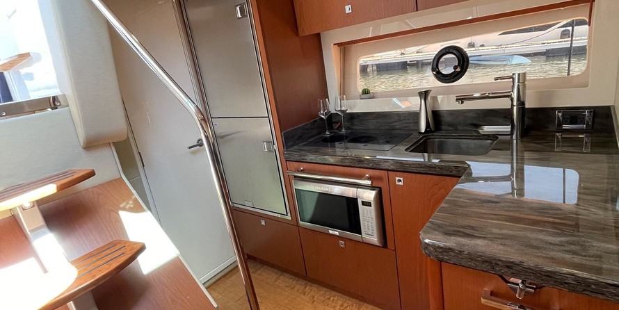 Sea Ray 410 Sundancer