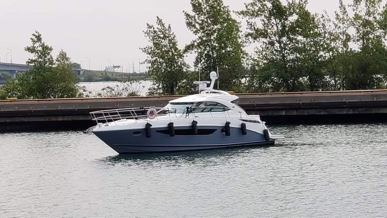 Sea Ray 410 Sundancer