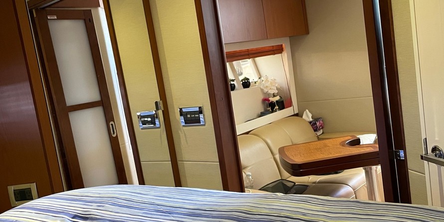 Sea Ray 410 Sundancer