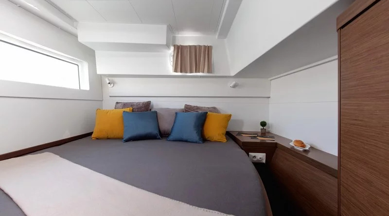 Lagoon 40 - 4 + 2 cab