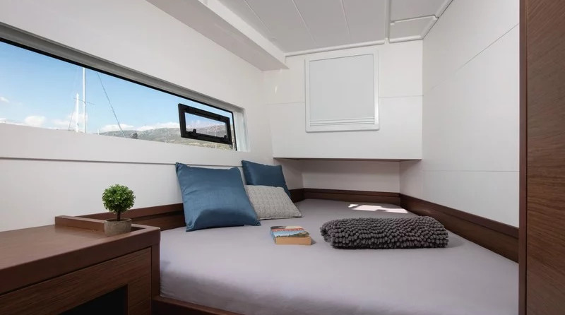 Lagoon 40 - 4 + 2 cab