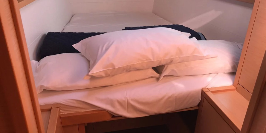 Lagoon 450 - 4 + 1 cab.