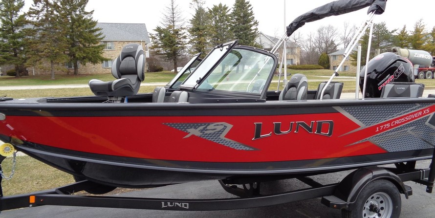Lund Boats 1775 Crossover XS
