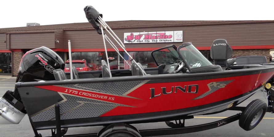 Lund Boats 1775 Crossover XS