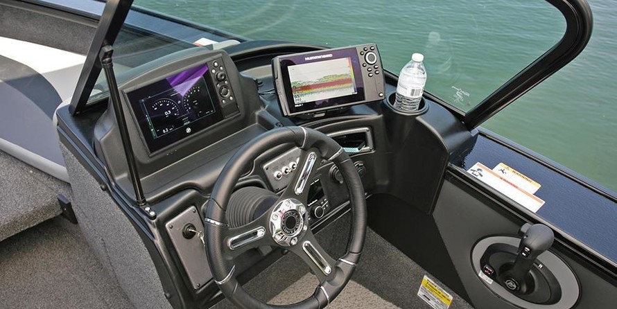 Lund Boats 1775 Crossover XS
