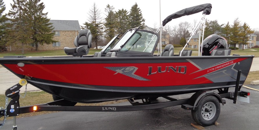 Lund Boats 1775 Crossover XS