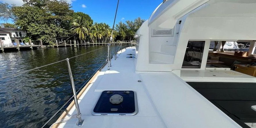 Lagoon 450