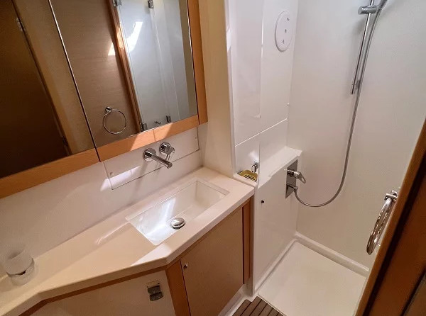 Lagoon 450