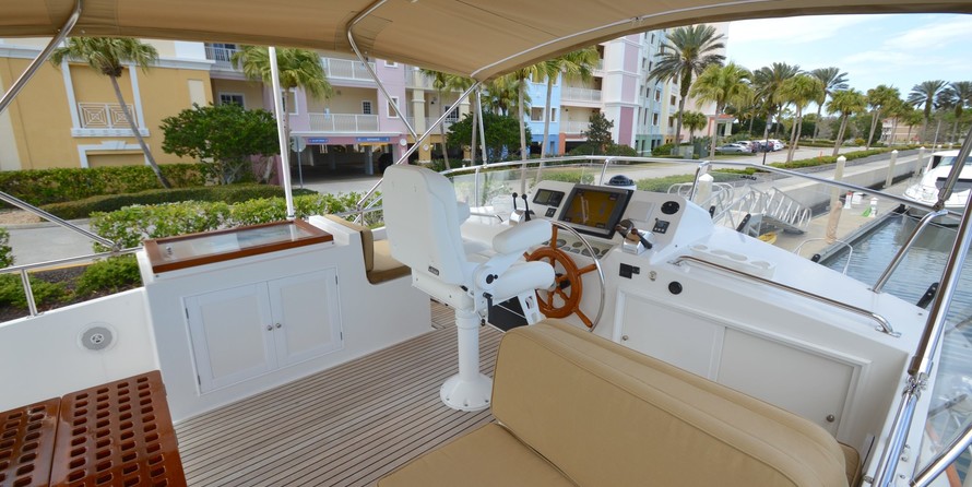 Grand Banks 52