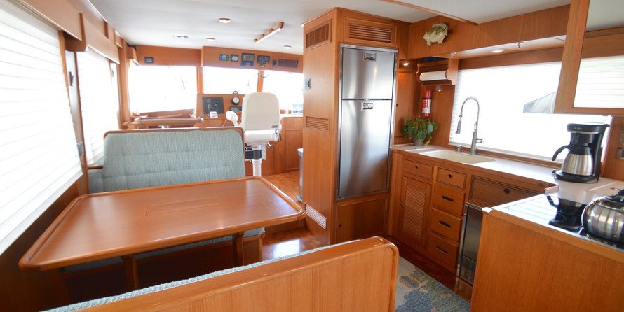 Grand Banks 52