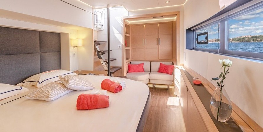 Fountaine Pajot Alegria 67