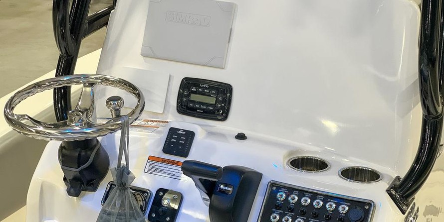 Nauticstar 2302 legacy