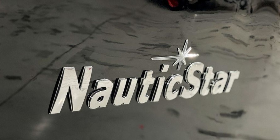 Nauticstar 2302 legacy