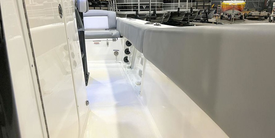 Nauticstar 2302 legacy