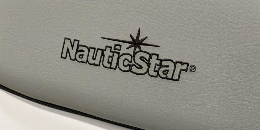 Nauticstar 2302 legacy