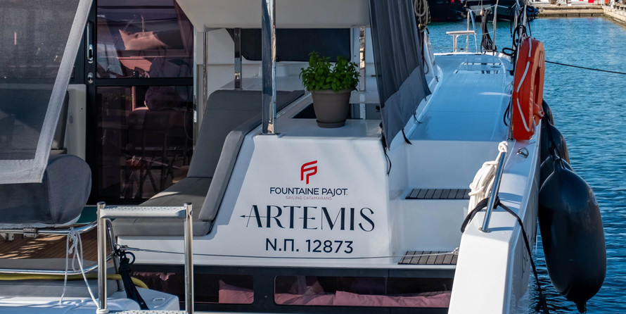 Fountaine Pajot Isla 40