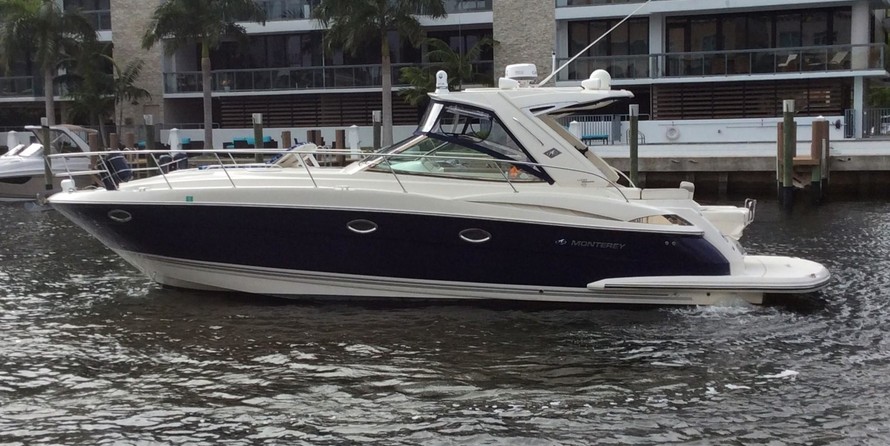 Monterey 400 Sport Yacht