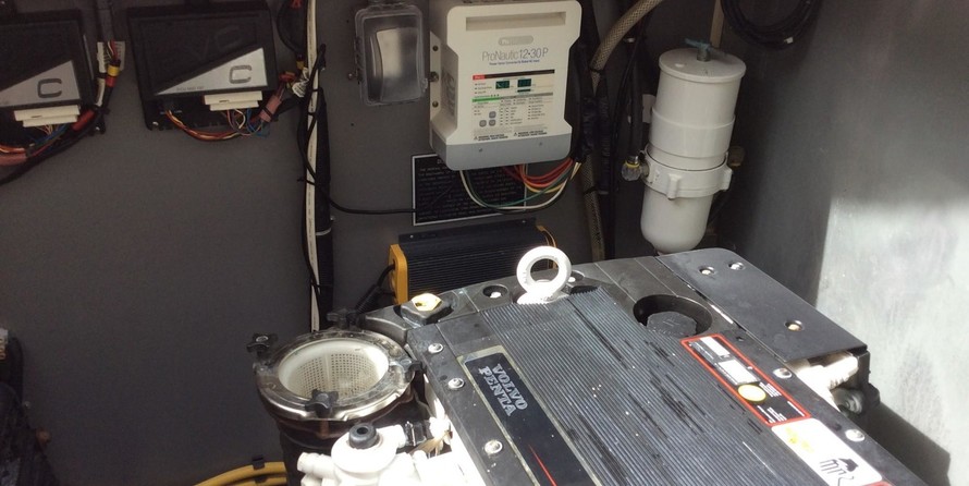 Monterey 400 Sport Yacht